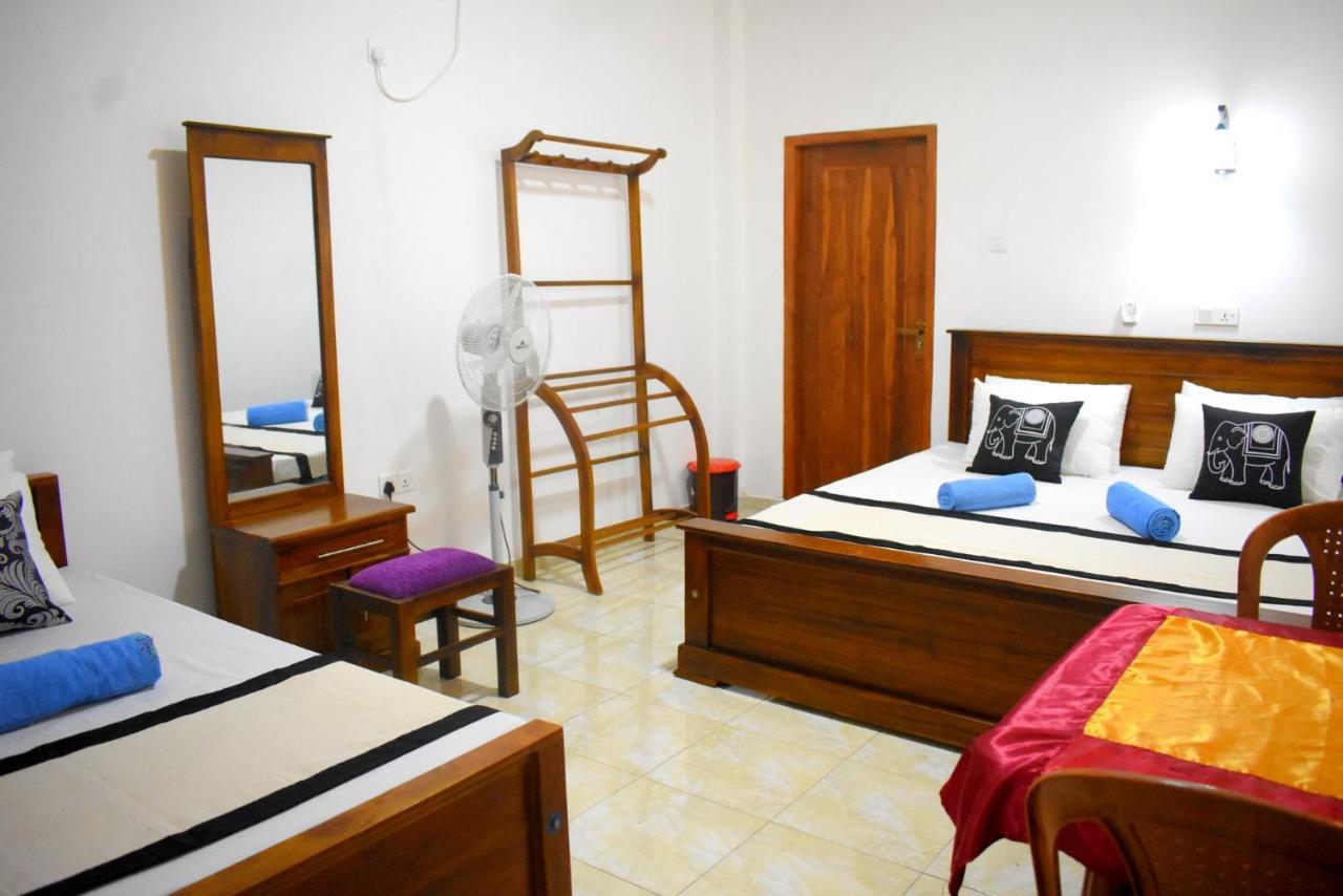Kaushika Homestay *